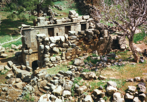 Qanawat Blick ins Wadi